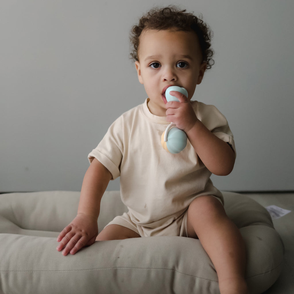 Infant Lounger - Snuggle Me Organic